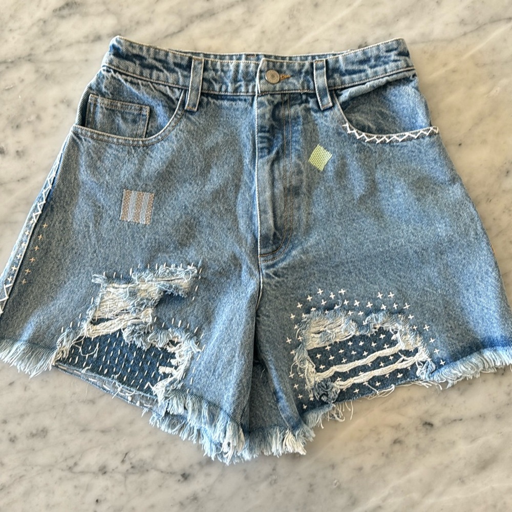 SEA Marion Mended Short